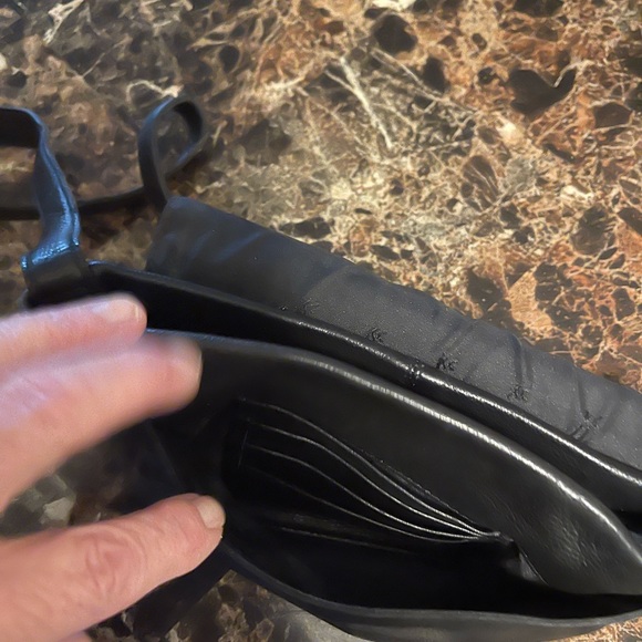 Kenneth Cole - Picture 5 of 6